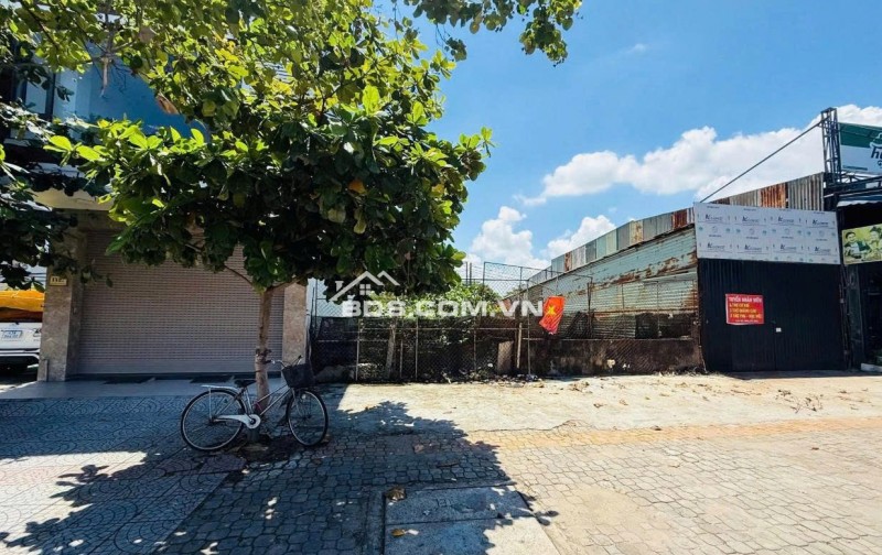 Cần bán lô đất diện tích 128.5m² (ngang 5m) đường NGUYỄN TẤT THÀNH, q Thanh Khê,  tp Đà Nẵng